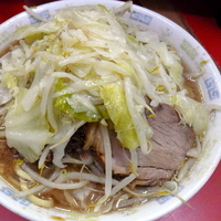 「ラーメン 600円（麺カタメ・ヤサイマシマシ）」@ラーメン二郎 三田本店の写真