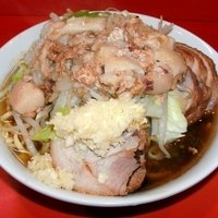 「豚入りラーメン（800円）+ヤサイ・ニンニク・アブラ」@ラーメン二郎 仙川店の写真