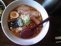 「醤油拉麺 630円+210円麺大盛り+200円チャーハンセット（」@ふうふう亭の写真