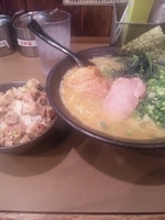 「太麺三品盛【950円】、ランチチャーシューライス【100円】」@誠屋 大森山王店の写真