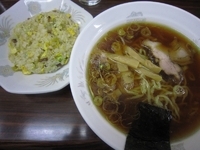 「ラーメン+半チャーハン（400円+200円）」@中華料理 天王の写真