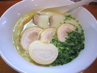 「鶏白湯 塩+チャーシュー」@麺屋 菜々兵衛の写真