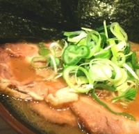 「海苔チャーシュー カタメ ￥950   ※海苔クーポン」@神田ラーメン わいず 神田本店の写真