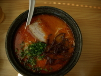 「博多とんこつ醤油らーめん赤:650円+替玉×2 200円」@博多とんこつらーめん ふじおかの写真