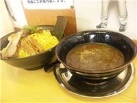 「とんこつ醤油魚粉入り（見附店限定）メガつけ麺 800円」@らーめん飛雄馬 見附店の写真