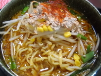 「オロチョンラーメン」@東京スタイルみそらーめん ど・みそ 中山競馬場店の写真