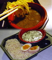 「徳島つけ麺 東大 徳島つけ麺 800円 + 味玉（サービス）」@大つけ麺博 浜松町駅前特設会場の写真