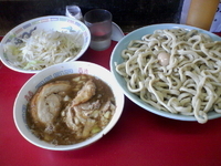 「大たまつけ麺、巻きチャーシュー」@蓮爾 登戸店の写真