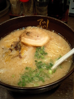 「豚骨醤油」@でびっと 大和店の写真