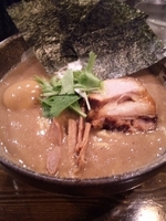 「特製中華そば【950円】」@中華そば 椿 蒲田店の写真