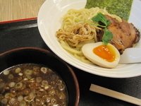 「醤油つけめん 700円」@燵家製麺の写真