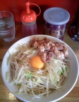 「油そば（ニンニクなし）700円」@ラーメン髭の写真