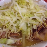 「ラーメン豚入り 野菜 ニンニク」@ラーメン二郎 ひばりヶ丘駅前店の写真