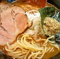 「煮干しらーめん（大盛無料）+半チャーハンセット（680円+200」@北海道らぁめん 伝丸 我孫子店の写真