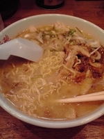 「とんこつ塩」@らーめん 山桜桃 高田馬場店の写真