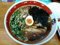 「虎乃助ラーメン（500円）+大盛（100円）」@虎乃助の写真
