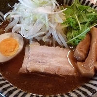 「煮干しラーメン （ 野菜+チャーシュートッピング）」@角丸いっきの写真