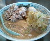 「味玉そば（中）800円+豚たたき100円」@東池袋大勝軒 ROZEOの写真