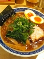 「中華そば」@まるとら 心斎橋店の写真