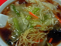 「サンマーワンタンメン ￥730」@玉泉亭 本店の写真