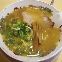 「ラーメン（並:2号、ニンニク入り） 700円」@天下一品 神田店の写真