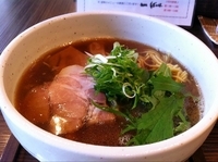 「あっさり醤油らー麺」@麺処 ばっはの写真