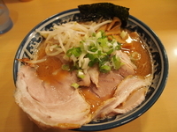 「大盛チャーシューメン+おにぎり」@中華そば 中村屋の写真