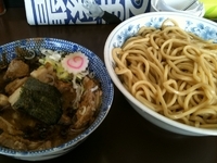 「つけめん（750円）+大盛（100円）+肉盛り（300円）」@次念序の写真