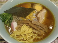 「スパイシーカレーラーメン（800円）+味玉（100円）」@ドラゴンの写真