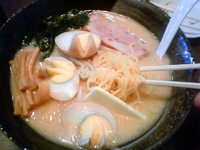 「こくうま味噌らーめん+味玉+バター」@旭川発 ら~めん 悠Youの写真