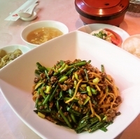 「汁なし担々麺セット」@天外天 本店の写真