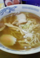 「醤油ラーメン（400円）」@黄色いテントのラーメン屋さんの写真