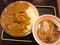 「しょうゆラーメン+1kgチキンカツカレー」@大衆食堂 半田屋 野々市店の写真