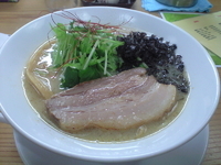 「濃厚らーめん 塩」@麺処 ぼたん 栃木店の写真