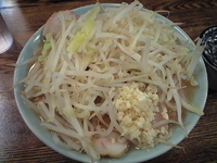 「金太郎ラーメン豚まし並（800円）+生玉子（50円）」@大勝軒直伝 金太郎の写真