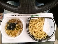 「【ドライブスルー】つけめん（650円）」@もっちりつけめん しゃりん 武蔵村山店の写真