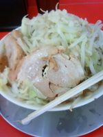 「ラーメン並+豚まし」@ジャンクガレッジ 西船店の写真