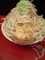 「らーめん 680円 にんにく 野菜マシマシ」@用心棒 本号の写真