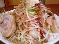 「カラミソラーメンアブリ（ヤサイ、ニンニク、魚粉￥50）」@メガガンジャの写真