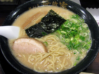 「元味 げんこつ麺（大盛り）+九条ネギ@680+100」@麺創房 無敵家の写真