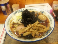 「しょう油らーめん 特盛り（2玉）麺硬め（700円）+こまちクーポ」@ラーメンしみず 新保店の写真