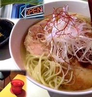 「フォアグラ風塩チャーシュー（950円）」@Bee Hiveの写真