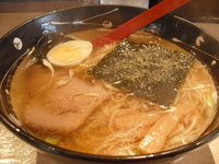 「白醤油らーめん」@らあめん琥紅やの写真