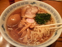 「極上煮干中華蕎麦+味玉」@麺や百日紅の写真