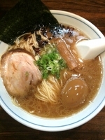 「味玉そば」@中華そば むらさき山の写真