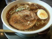 「とんこつ醤油らーめん」@麺屋 喜九成食堂の写真