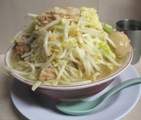 「ドカ盛り豚増し（ヤサイニンニクアブラトウガラシ）+味玉」@ラーメン二郎 高田馬場店の写真