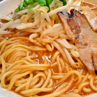 「みそらぁ ￥880 ランチタイム麺大盛サービス」@麺 やまらぁの写真