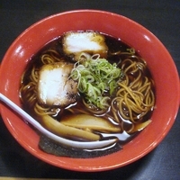 「富山ブラックらーめん 750円」@富山ブラック麺家いろは 博多店の写真