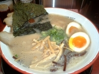 「特製とんこつラーメン」@とんこつラーメン 博多風龍 渋谷店の写真